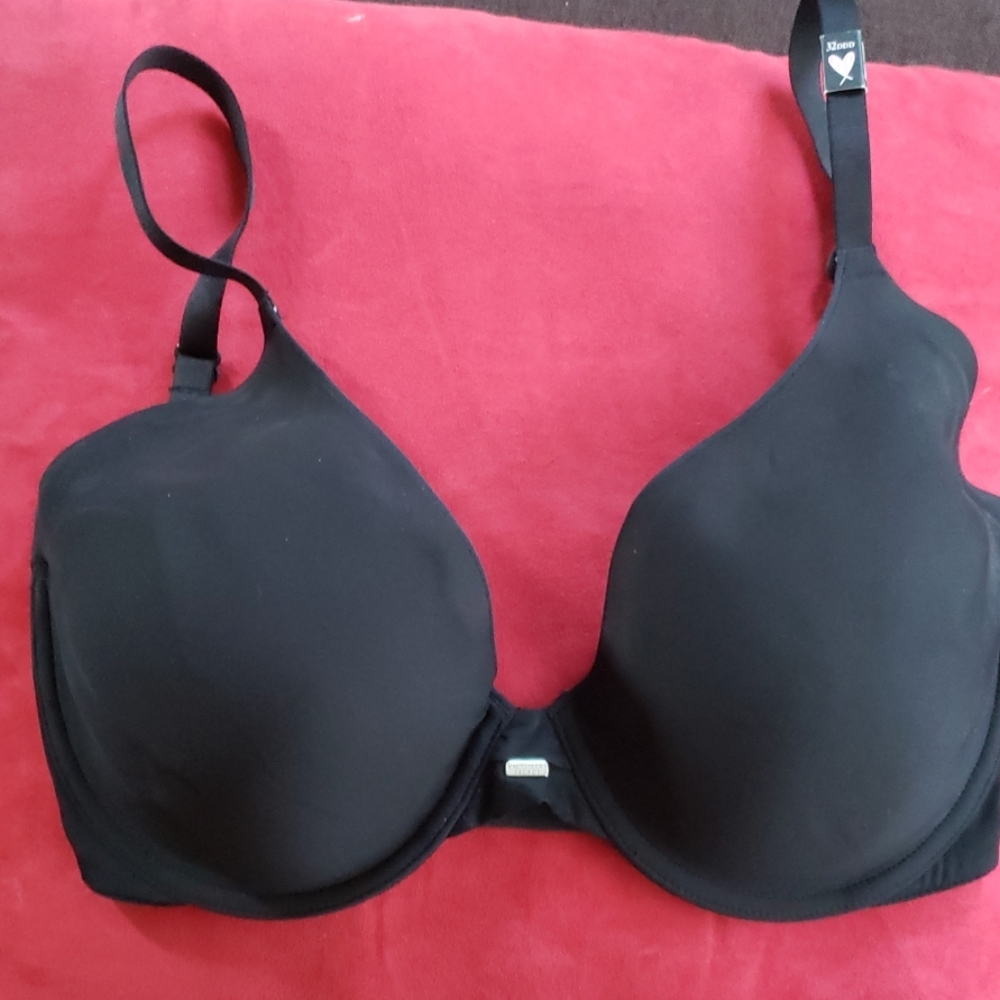 NWT Victoria's Secret 32DDD black bra